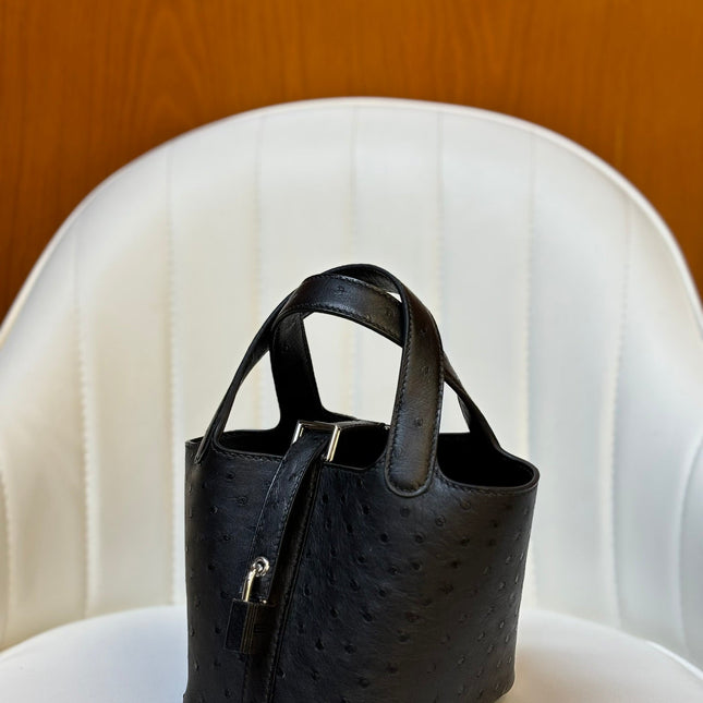 HM 25S PICOTIN LOCK 14 CM IN BLACK OSTRICH WITH SILVER HARDWARE
