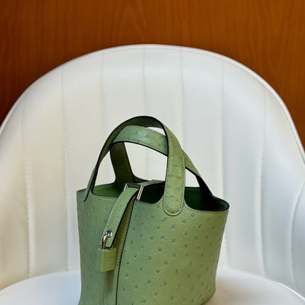 HM 25S PICOTIN LOCK 14 CM IN OLIVE GREEN OSTRICH WITH SILVER HARDWARE