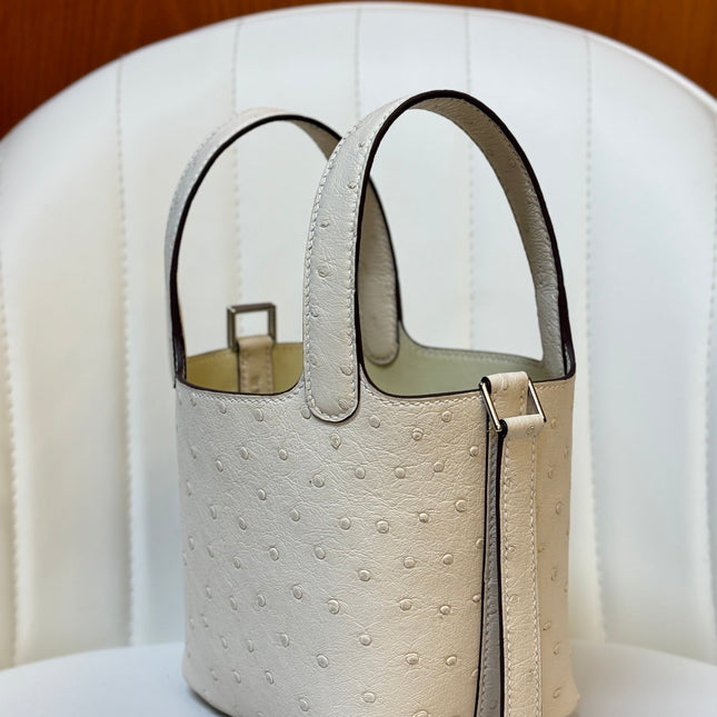 HM 25S PICOTIN LOCK 14 CM IN CREAM WHITE OSTRICH WITH SILVER HARDWARE