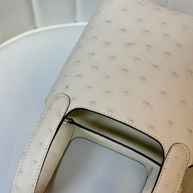 HM 25S PICOTIN LOCK 14 CM IN CREAM WHITE OSTRICH WITH SILVER HARDWARE