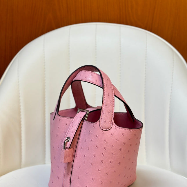 HM 25S PICOTIN LOCK 14 CM IN PINK OSTRICH WITH SILVER HARDWARE