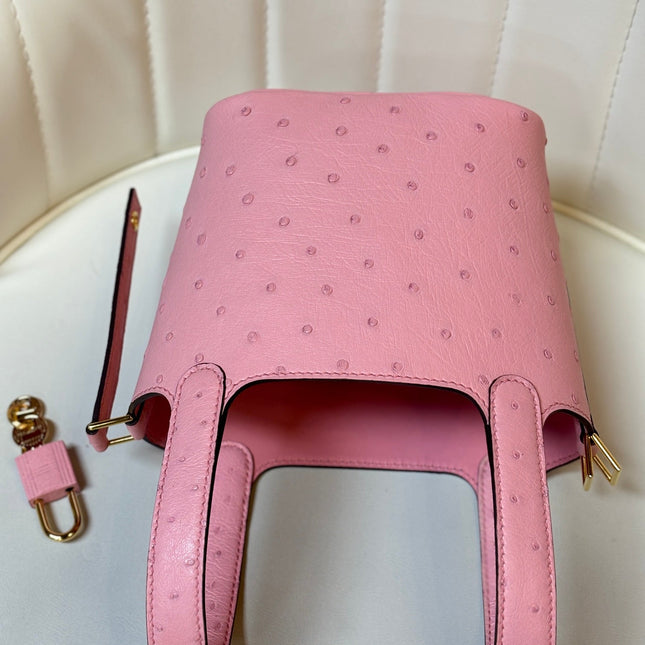 HM 25S PICOTIN LOCK 14 CM IN PINK OSTRICH WITH GOLD HARDWARE