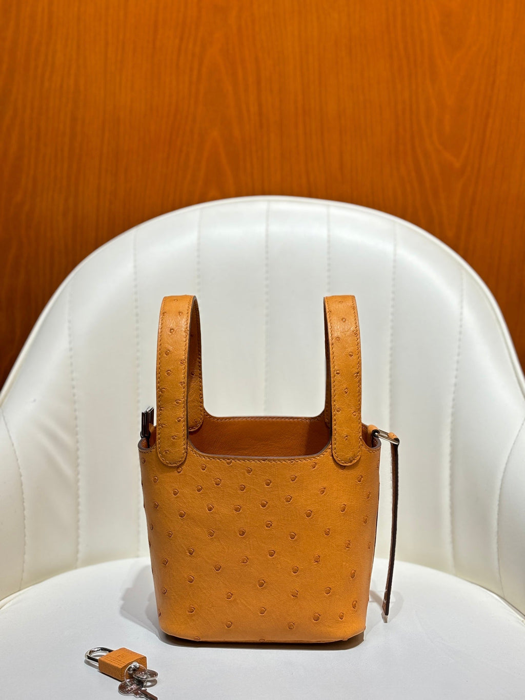 HM 25S PICOTIN LOCK 14 CM IN BURNT ORANGE OSTRICH WITH SILVER HARDWARE