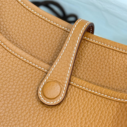 HM 26S EVELYNE BAG 23CM IN ORANGE BROWN GRAINED CALFSKIN