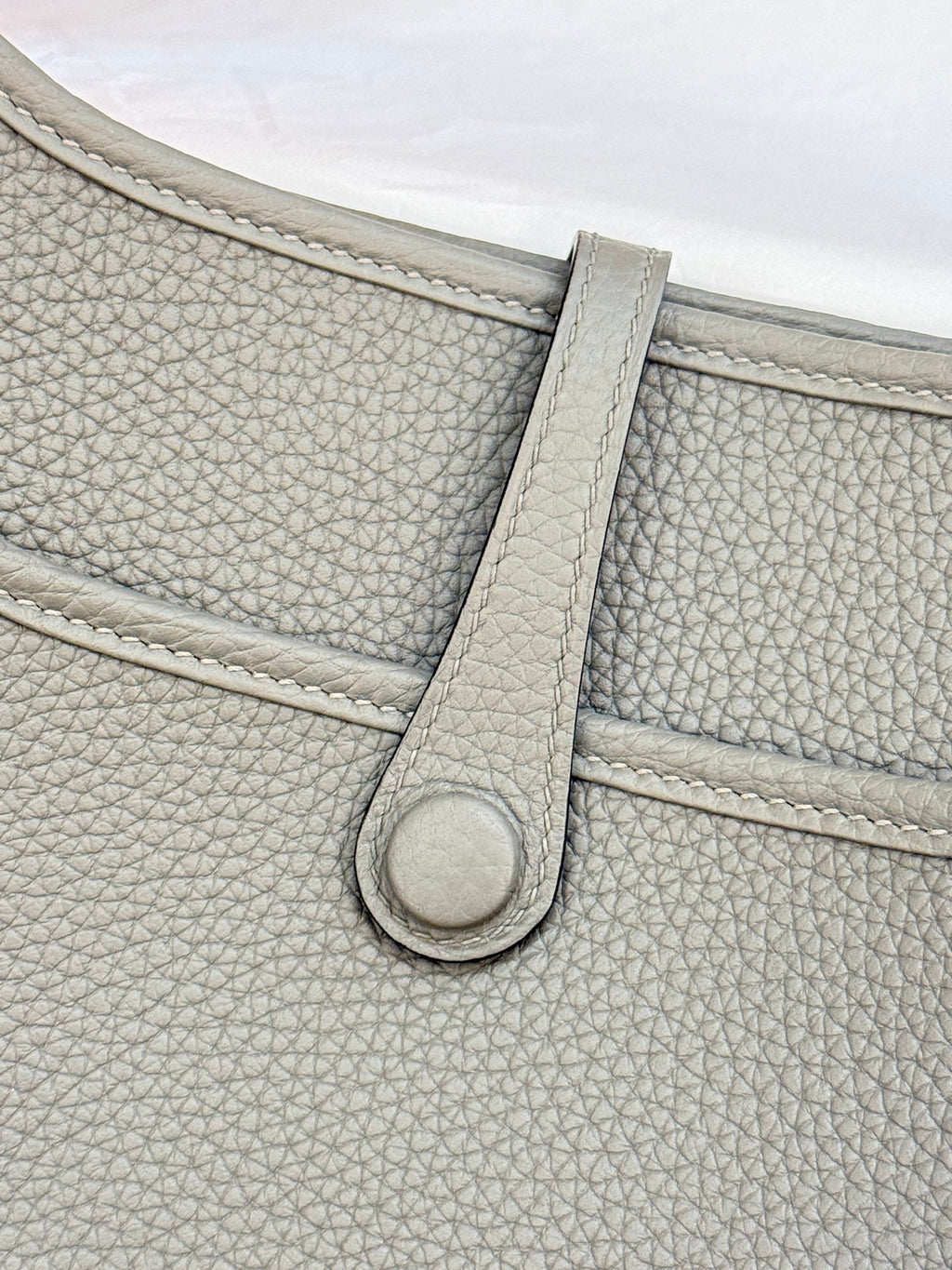 HM 26S EVELYNE BAG 23MM IN GRAY GRAINED CALFSKIN