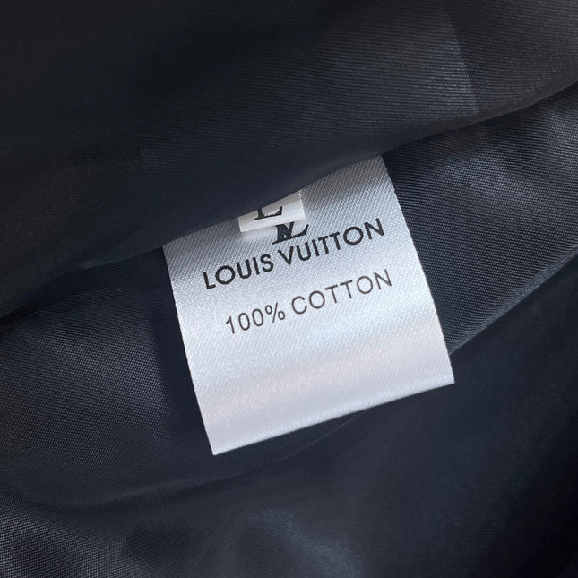 LV BLACK JACKET 239556