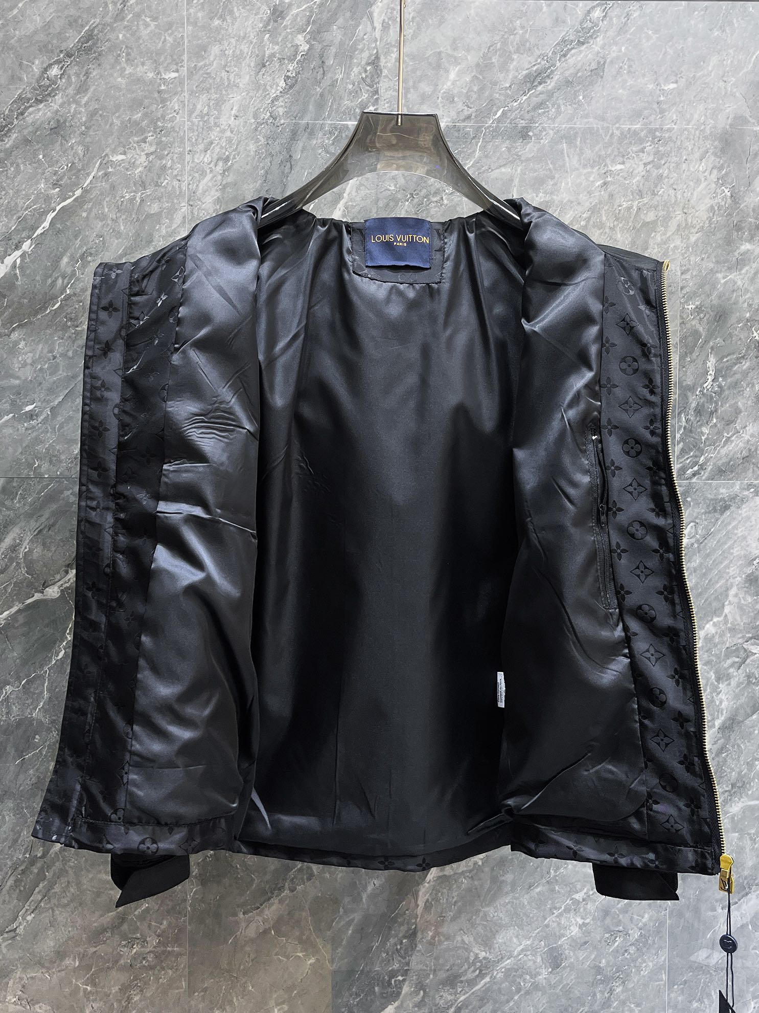 LV BLACK MONOGRAM JACKET 239560