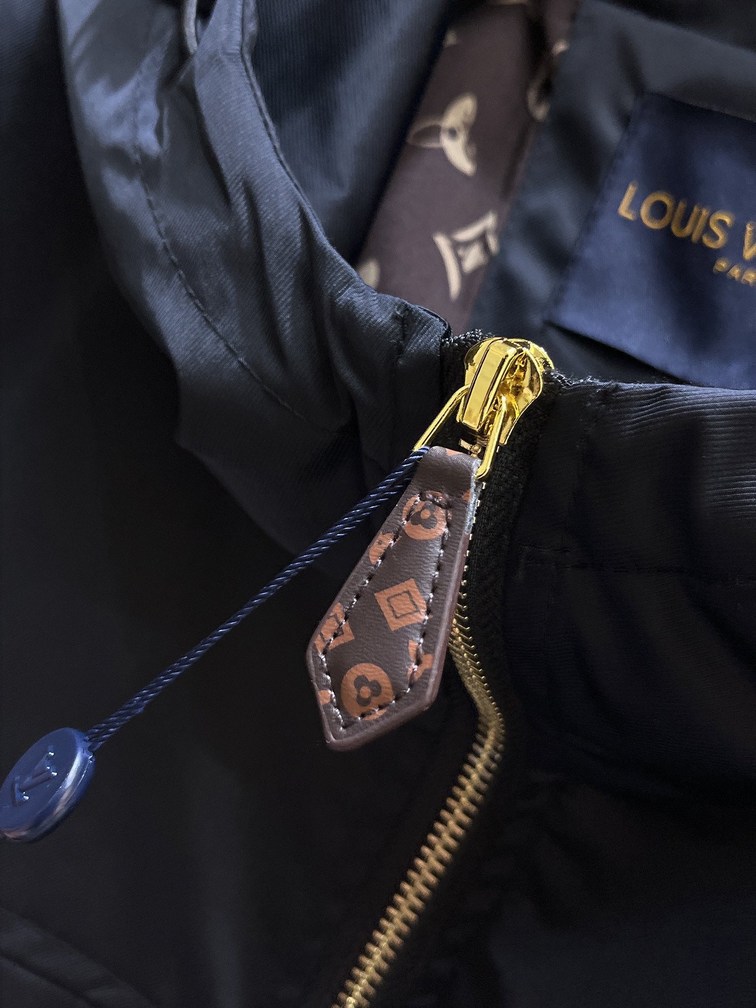 LV SPRUCE BLUE JACKET 239562