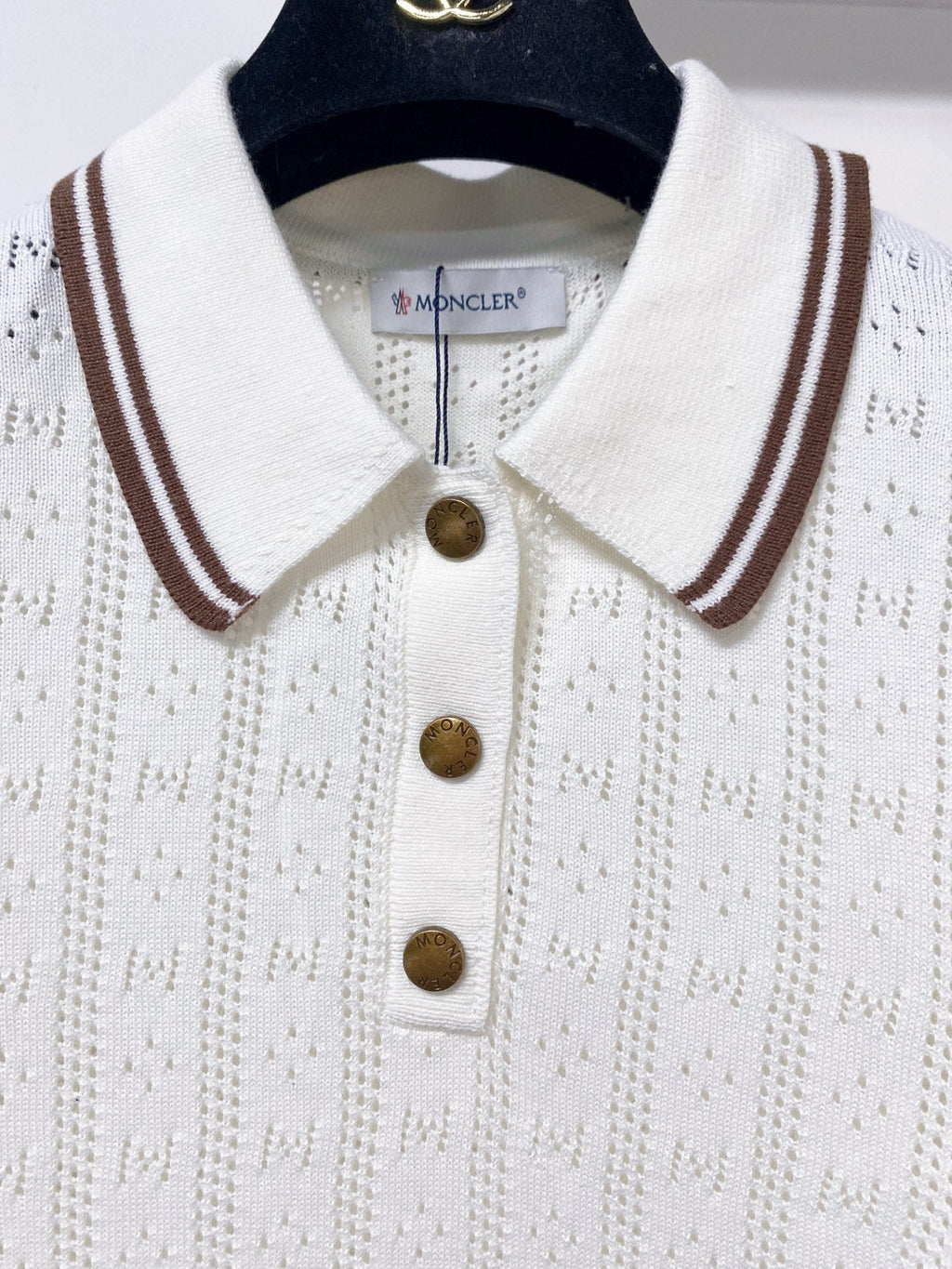 MONCLER 26S SHORT SLEEVE SHIRT 648