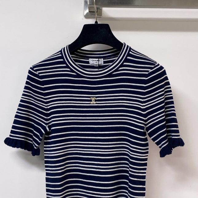 CHANEL 26S SHORT-SLEEVE SWEATER STYLE 1052