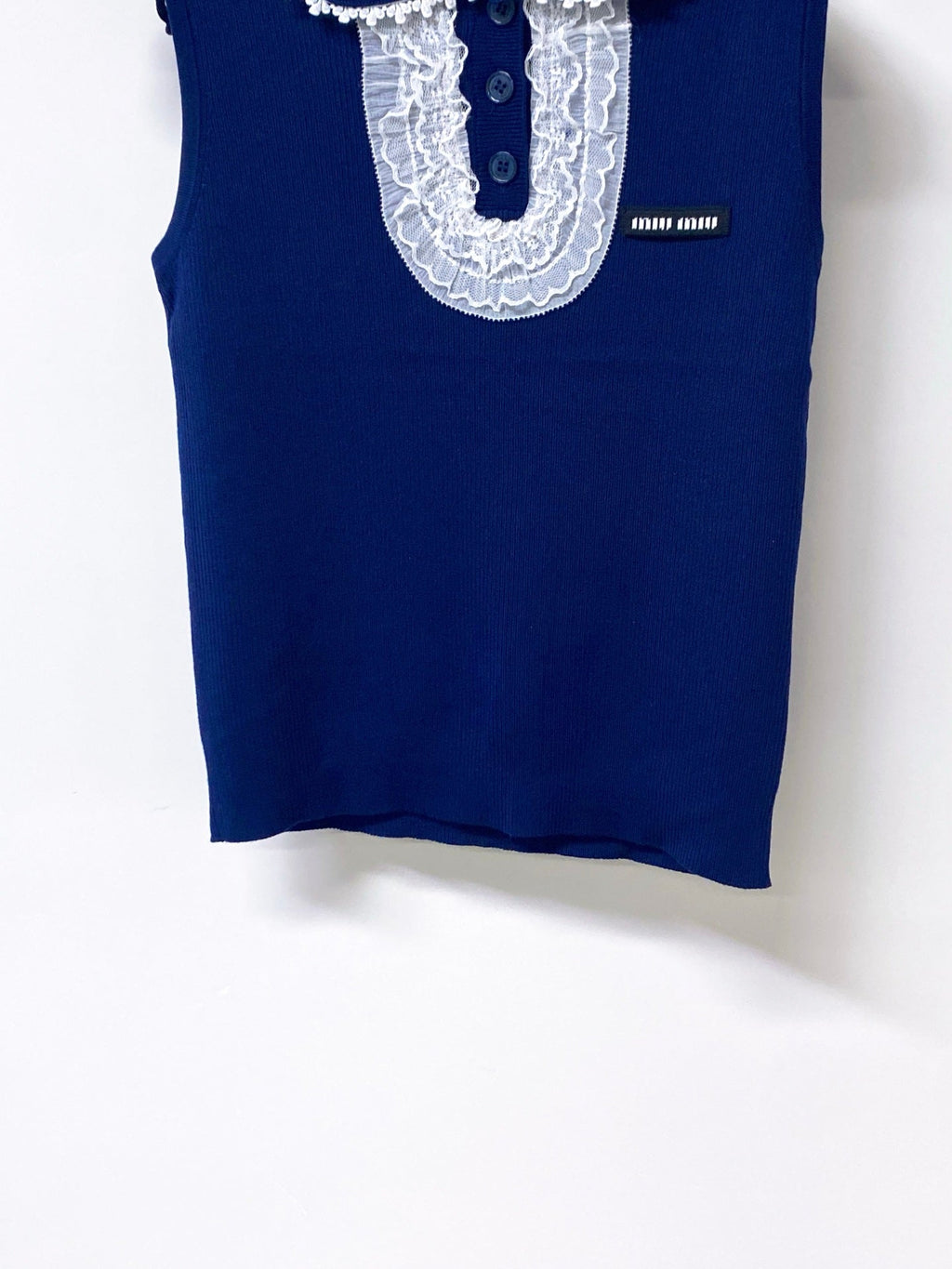 MIUMIU 26S SLEEVELESS POLO TOP STYLE 1051