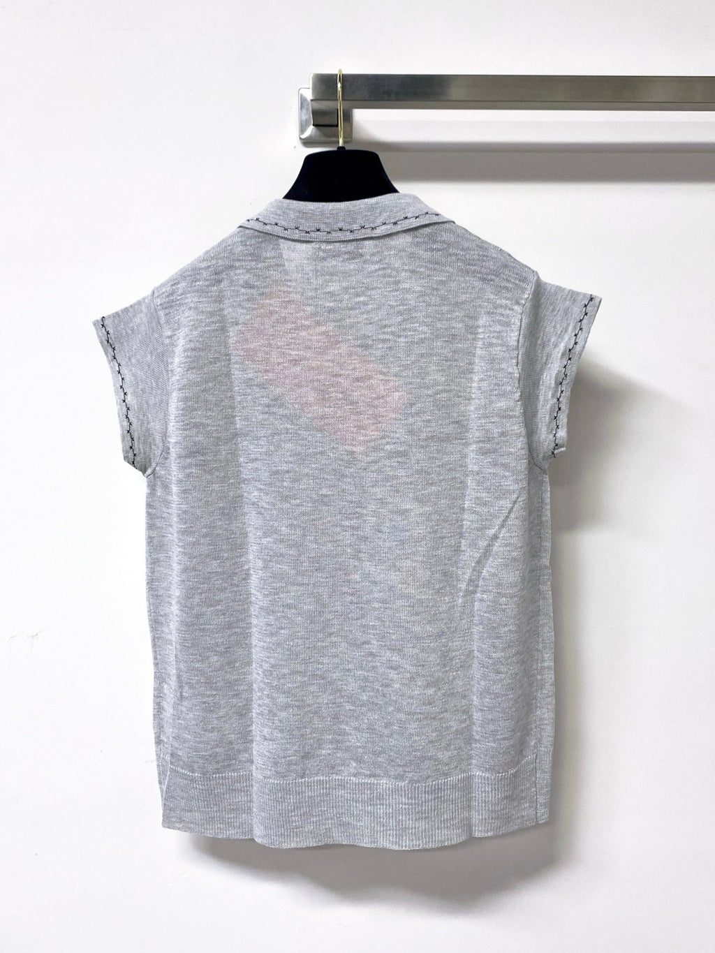 MIUMIU 26S SLEEVELESS KNIT POLO TOP 1167