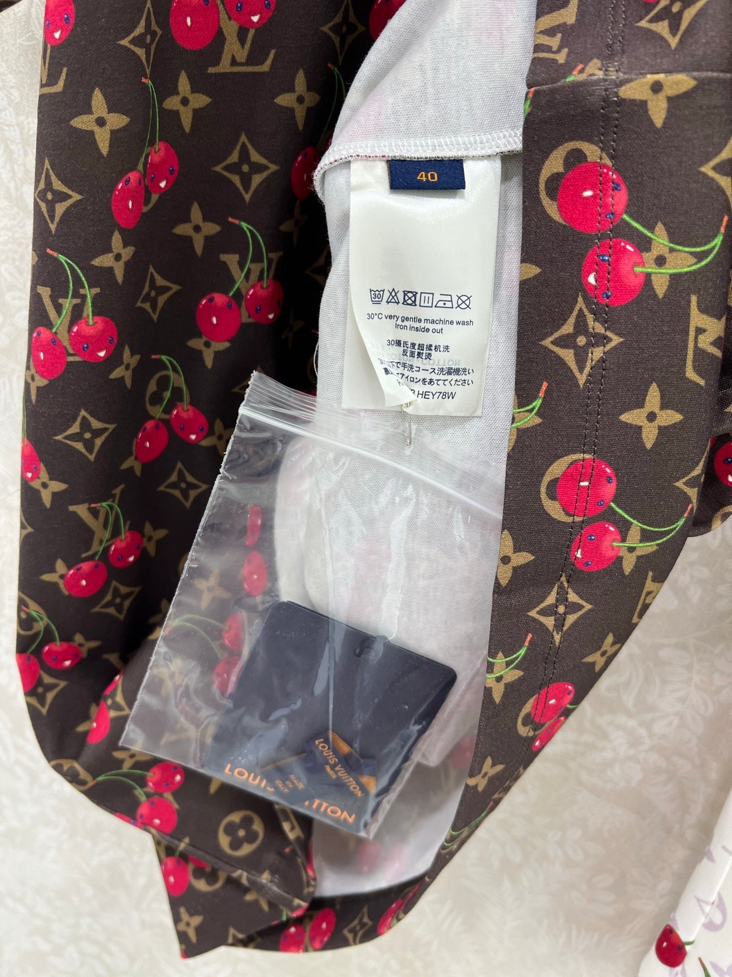 LOUIS VUITTON CHERRY BLOSSOM PRINT T-SHIRT 275069