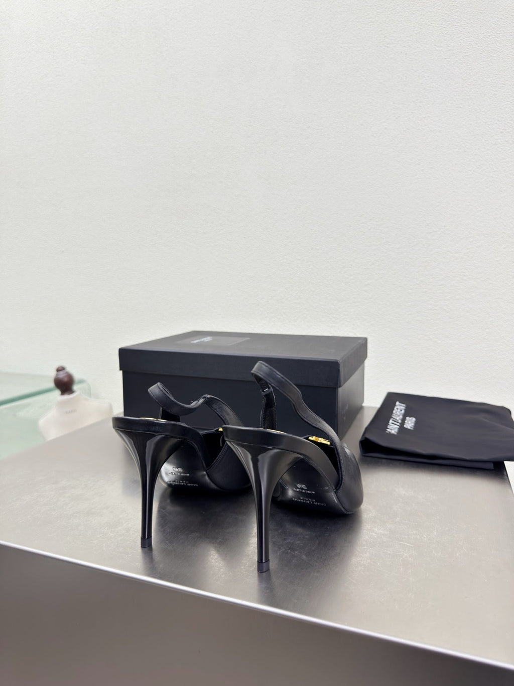 YSL 26S SLINGBACK HIGH HEELS 105 MM IN BLACK CALFSKIN