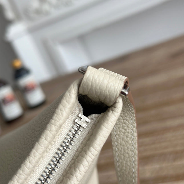 HM 25S BERLINGOT 24 CM IN CREAM WHITE LAMBSKIN