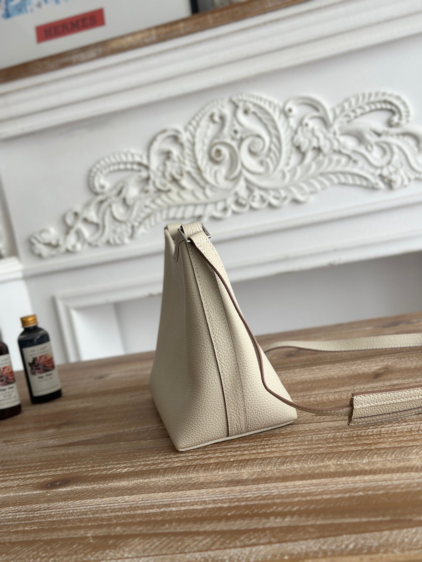 HM 25S BERLINGOT 24 CM IN CREAM WHITE LAMBSKIN