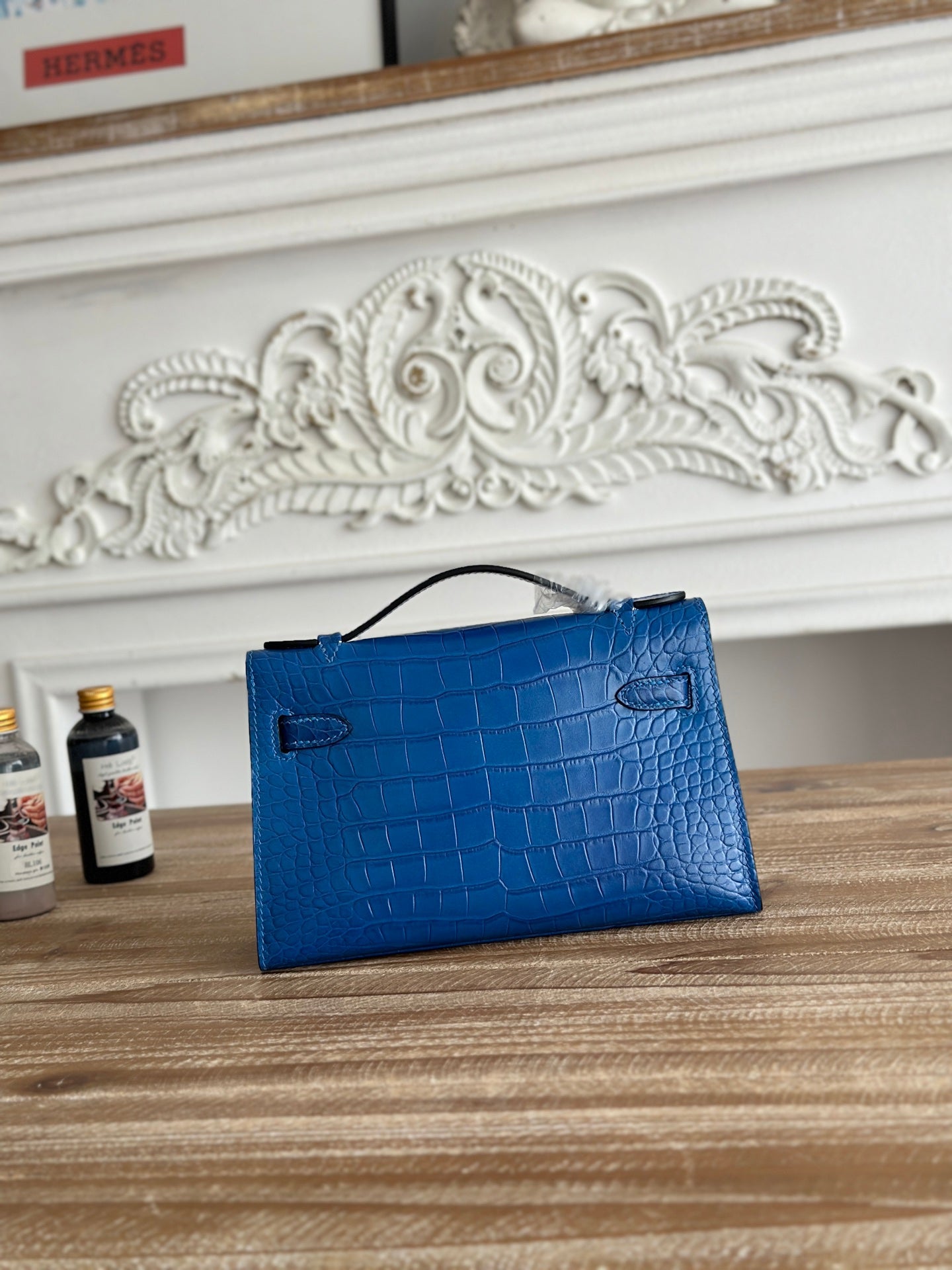 HM 25S KELLY MINI 22 CM IN COBALT BLUE LAMBSKIN WITH CROCODILE EMBOSSING AND GOLD HARDWARE