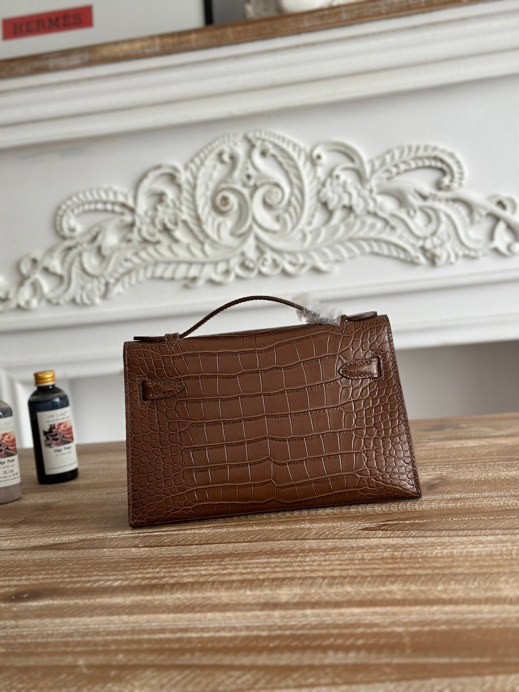 HM 25S KELLY MINI 22 CM IN BROWN LAMBSKIN WITH CROCODILE EMBOSSING AND GOLD HARDWARE