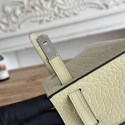 HM 26S KELLY MINI 22CM IN BEIGE CROC EMBOSSED CALFSKIN SILVER KELLY BUCKLE