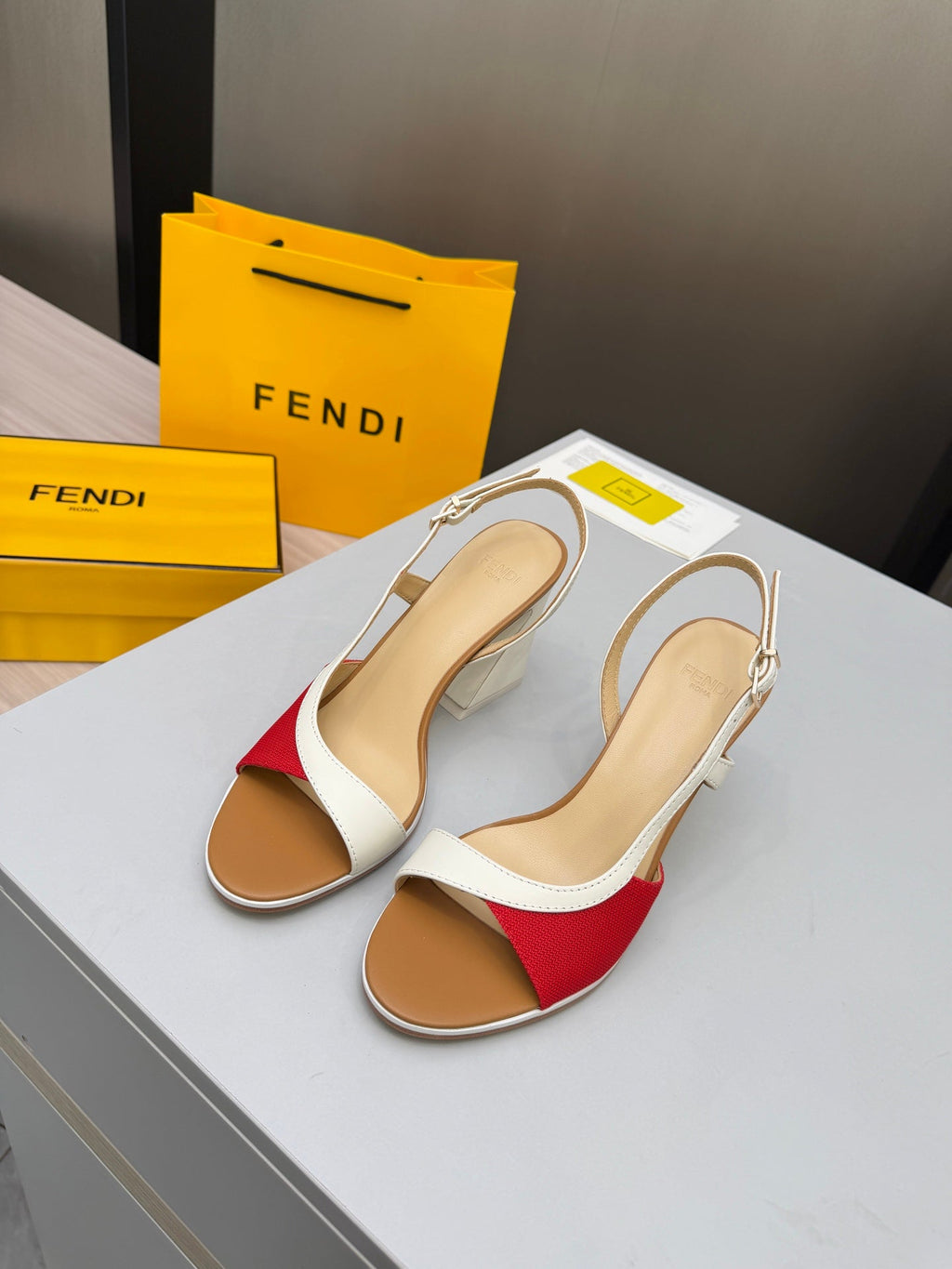 FENDI 26S SLINGBACK SANDALS IN LIGHT PINK CALFSKIN AND BROWN CANVAS