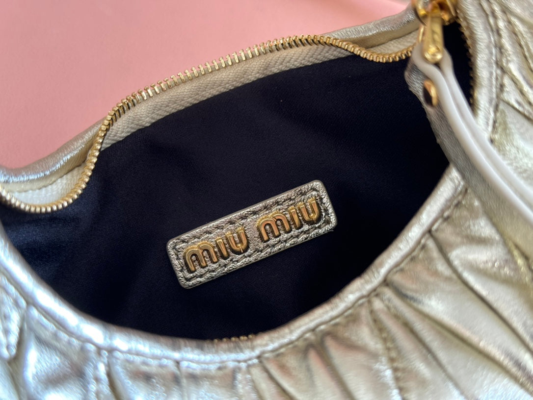 WANDER MATELASSÉ NAPPA MINI BAG 18 IN GOLDEN LAMBSKIN