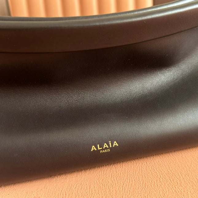 ALAIA 26S LE CLICK BAG 30 IN BROWN NEAR BLACK CALFSKIN