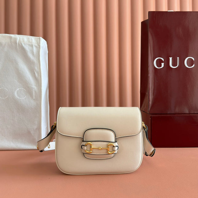 GUCCI 25S HORSEBIT 1955 MINI BAG 20 CM IN LIGHT BEIGE CALFSKIN WITH GOLD HARDWARE