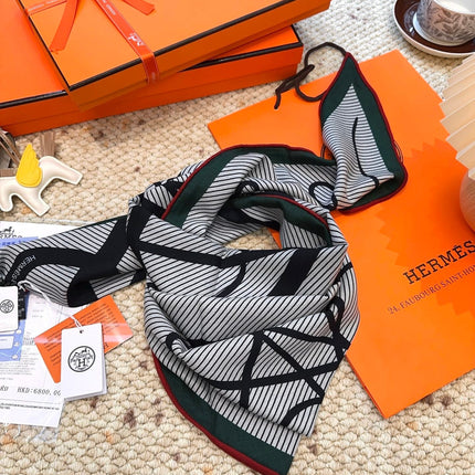 HERMES 25S SCARF 140 IN CASHMERE SILK 854530
