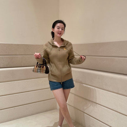 BURBERRY 25S KNITTED ZIP-UP JACKET 082