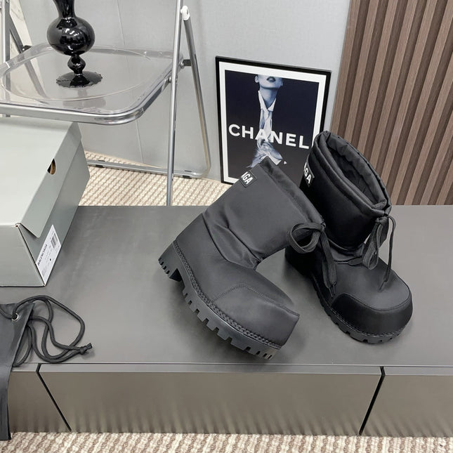 BALENCIAGA 25S ALASKA ANKLE BOOTS HIGH HEEL IN BLACK FABRIC STYLE 2