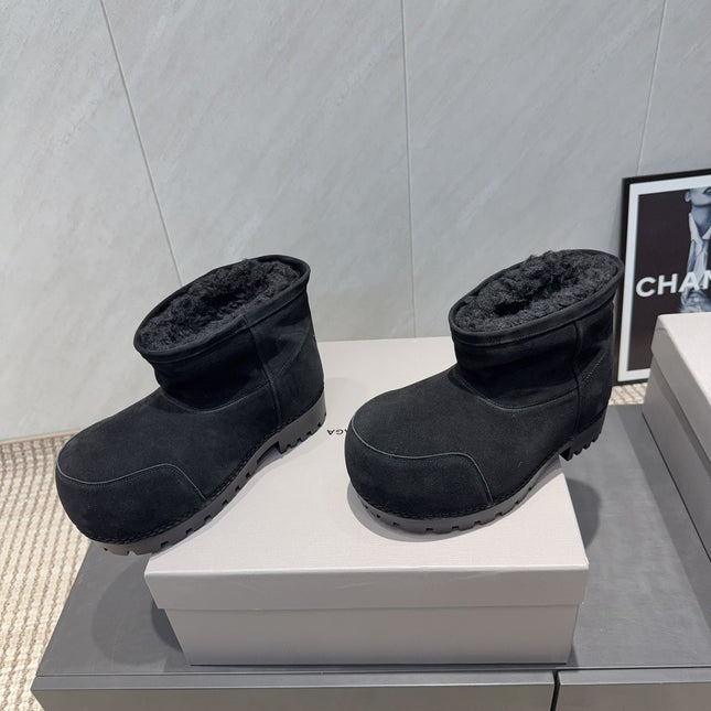 BALENCIAGA 25S LOW ANKLE BOOTS PLATFORM HEEL IN BLACK SUEDE STYLE 8