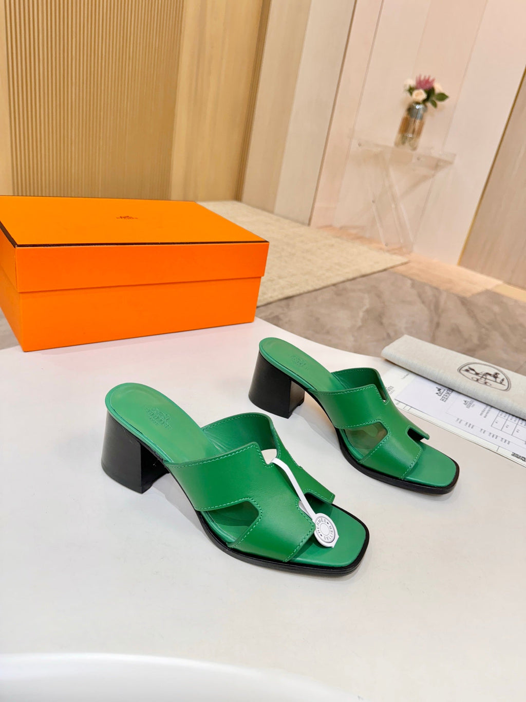 HM 26S HELIA SANDAL 70MM IN GREEN CALFSKIN