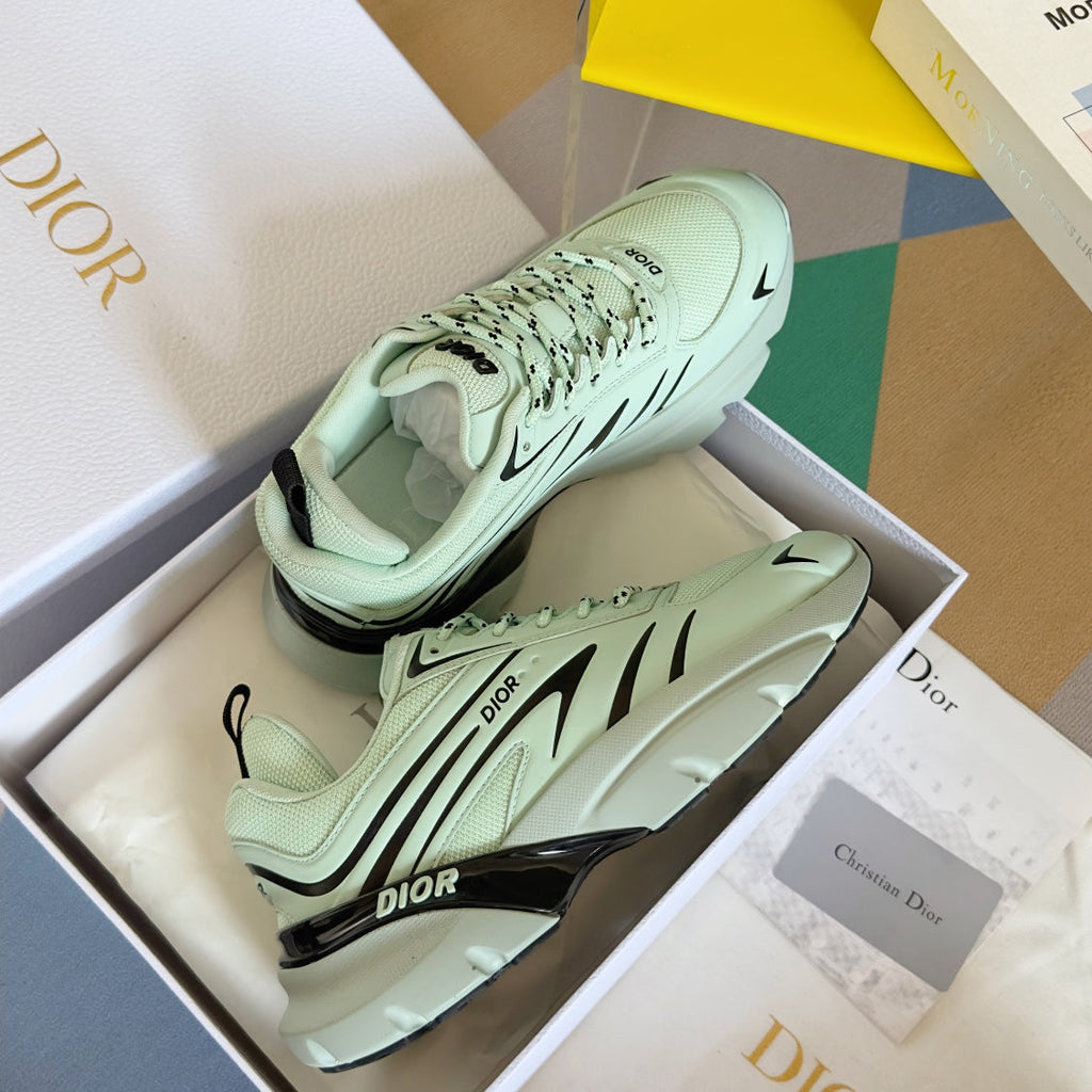 CD B32 SNEAKER MINT CALFSKIN