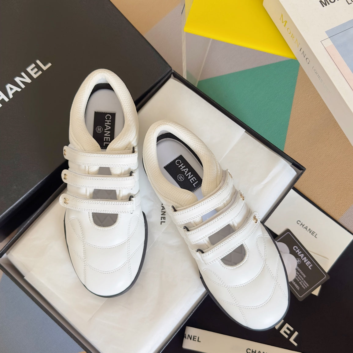CC MARY JANE SNEAKER IN WHITE LAMBSKIN