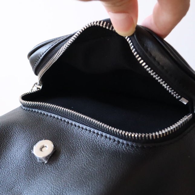 LV 25S MONTSOURIS VIBE 35 IN BLACK LAMBSKIN SILVER HARDWARE