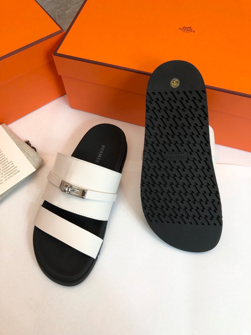 GABRIEL SANDAL MULE IN WHITE CALFSKIN