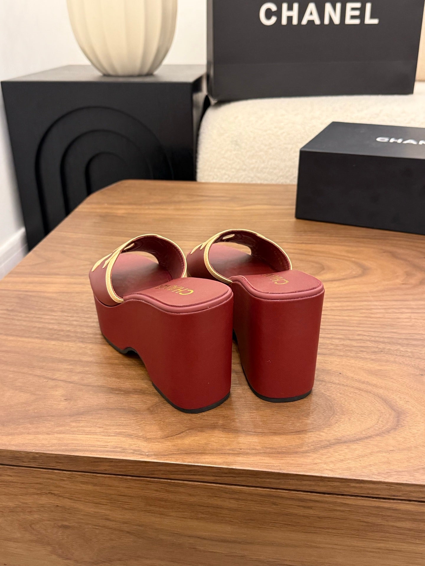 CHANEL 26S WEDGE SANDALS 95 MM IN DARK RED CALFSKIN