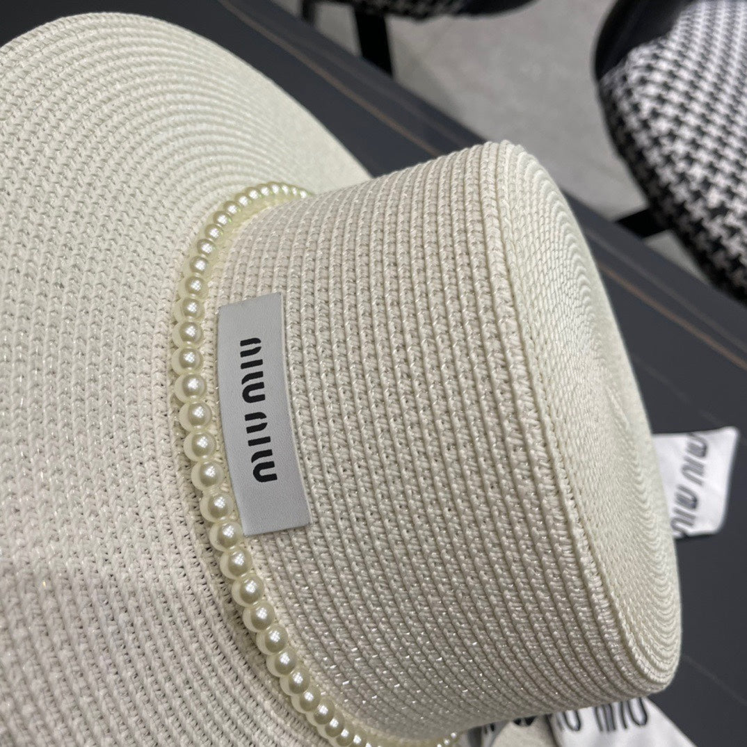 MIUMIU SMALL-BRIM STRAW HAT IN CREAM WHITE AND PEARL EMBELLISHED