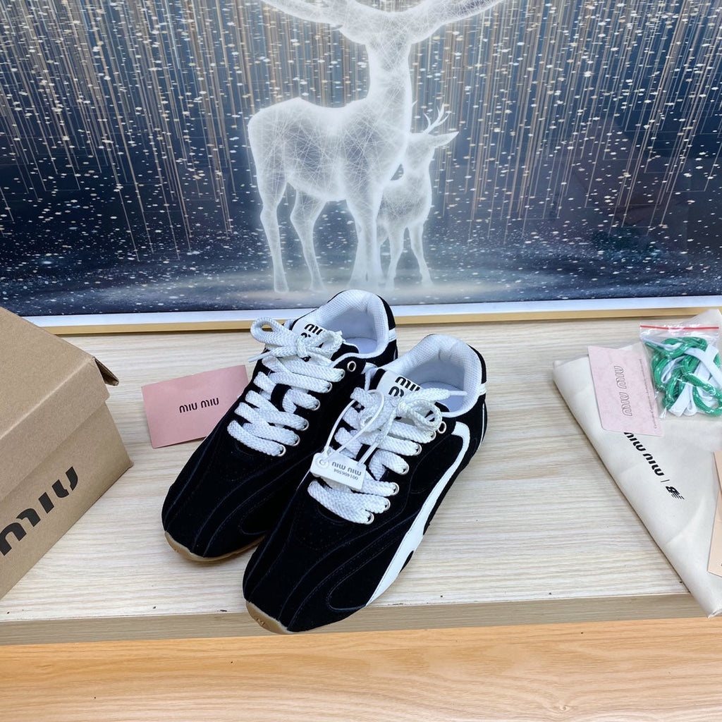 NB Black Sneakers Cowhide