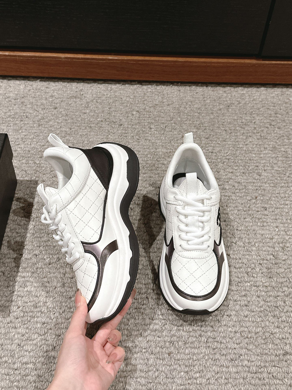 CC CLASSIC SNEAKER IN WHITE MIX BLACK LAMBSKIN