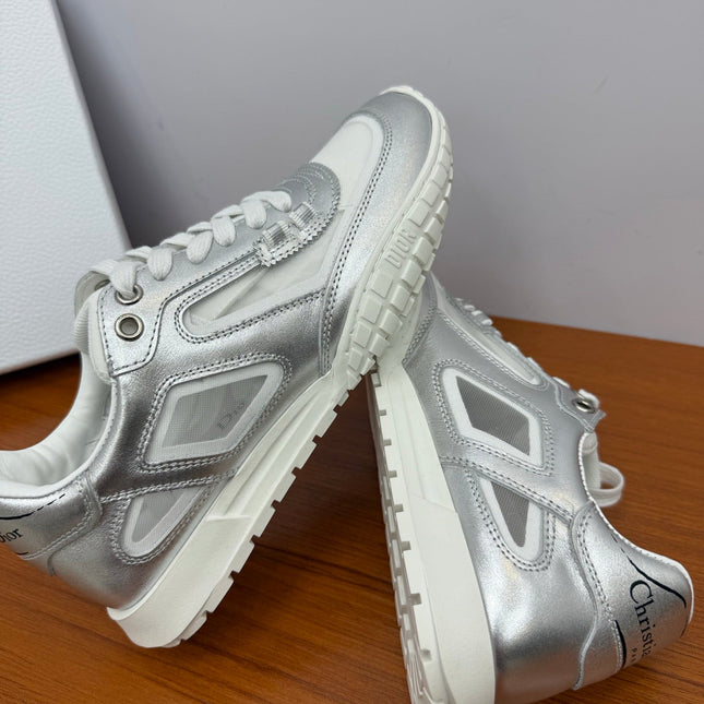 DIOR 26S SNEAKERS IN WHITE AND SILVER CALFSKIN AND MESH