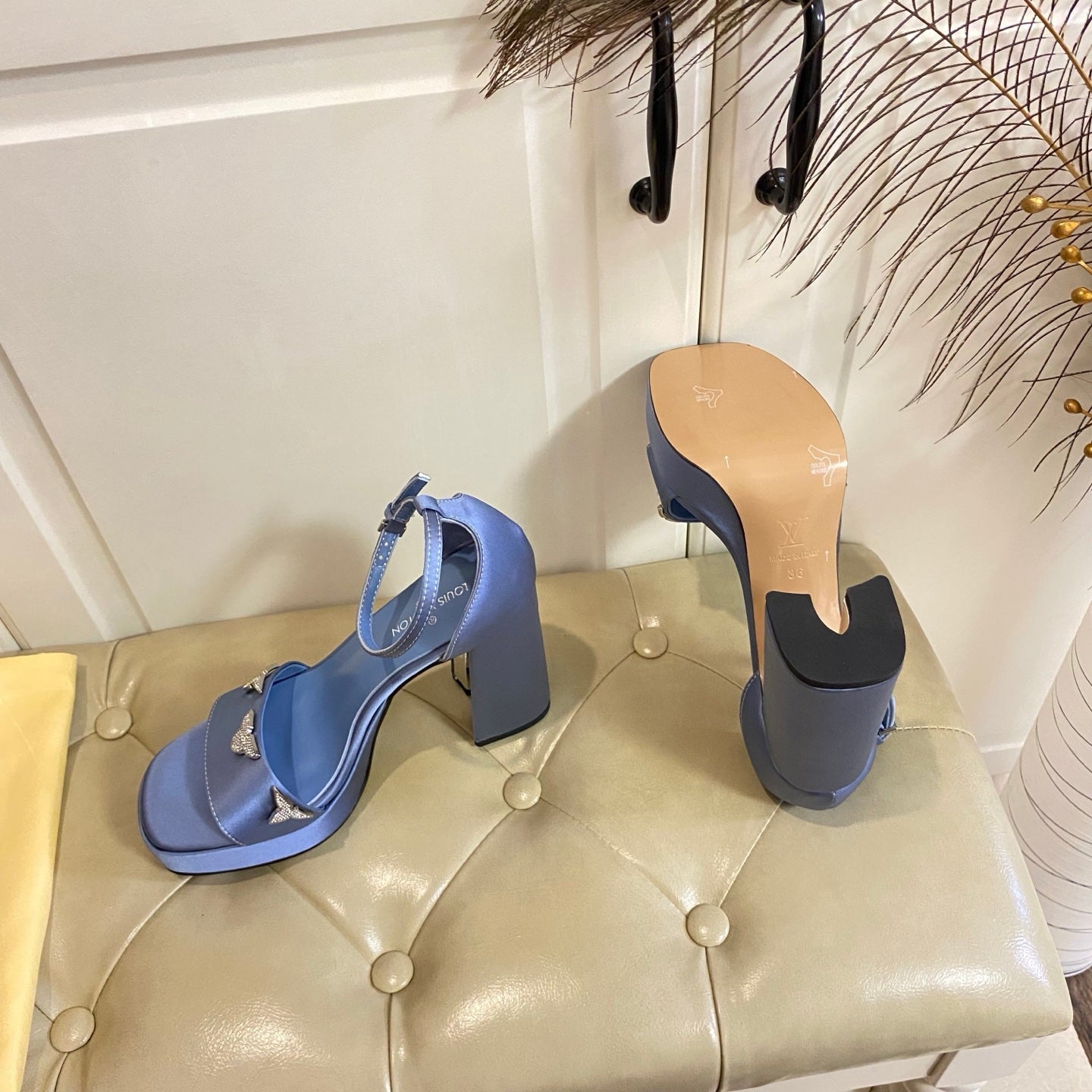 LV 26S HIGH-HEELED SANDALS 110 MM IN DUSTY BLUE PURPLE SATIN AND CALFSKIN