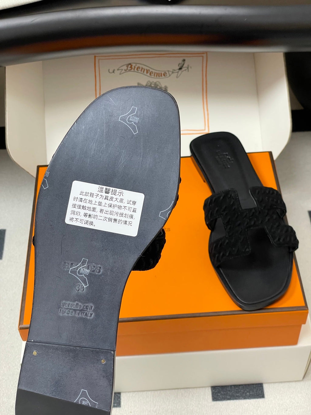 HM 25S ORAN SANDAL IN BLACK SUEDE AND LAMBSKIN
