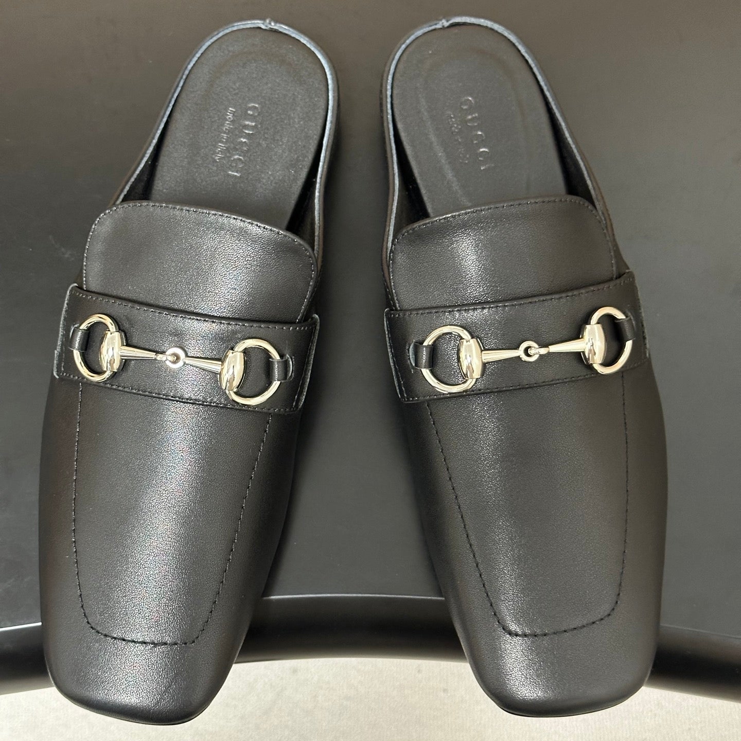 GUCCI 26S HORSEBIT LOAFER MULES IN BLACK CALFSKIN