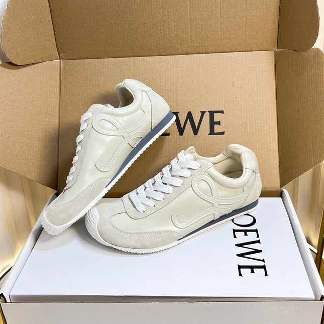 LOEWE 26S RUNNER 2.0 SNEAKERS IN OFF-WHITE CALFSKIN AND SUEDE