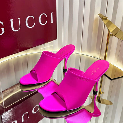 GUCCI 26S HIGH-HEELED SANDALS 100 MM IN DARK PINK SATIN