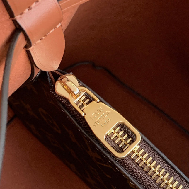 LV 26S GASTON BAG 26 IN BROWN MONOGRAM CANVAS STYLE 1