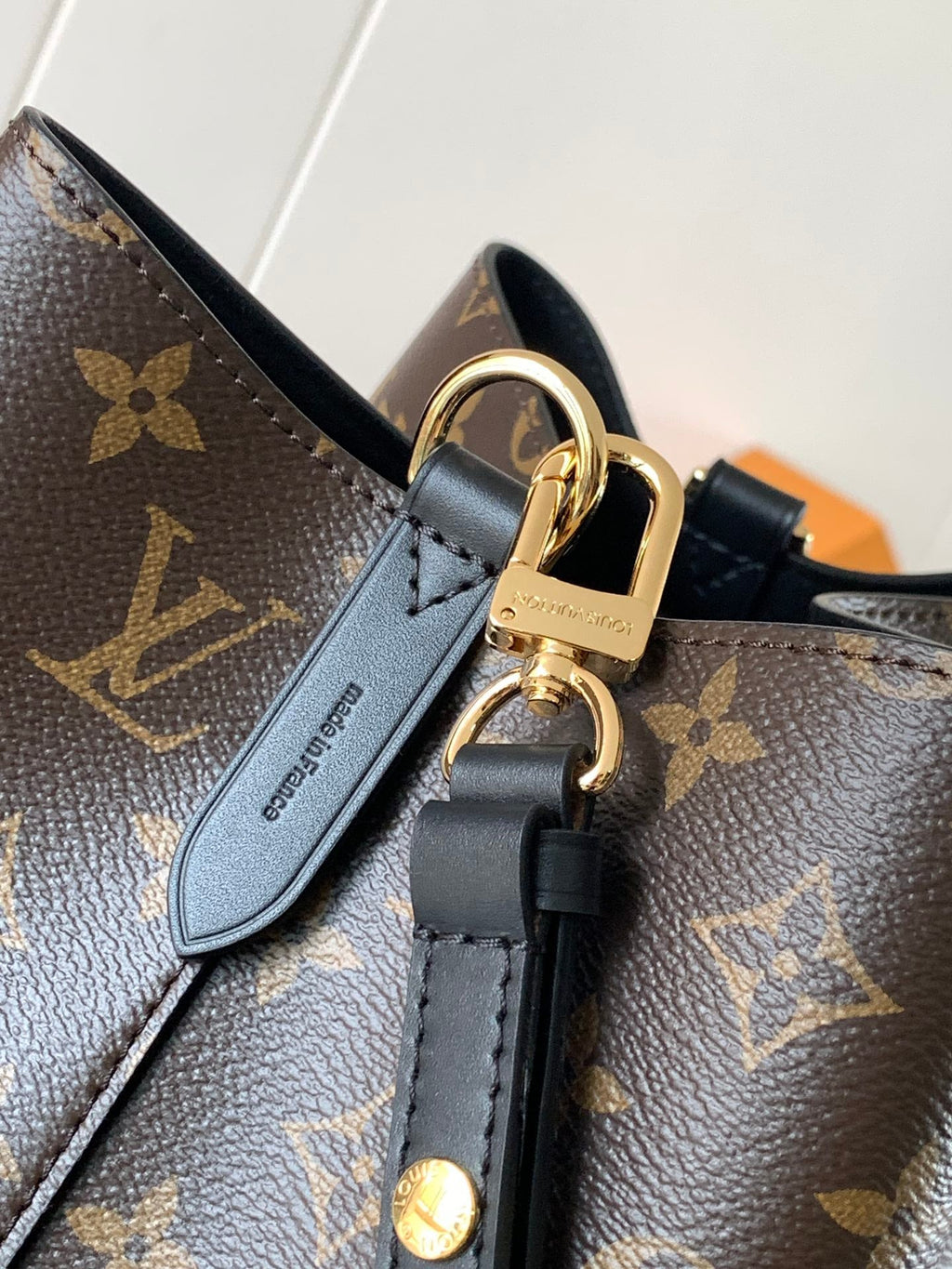 LV 26S GASTON BAG 26 IN BROWN MONOGRAM CANVAS STYLE 3