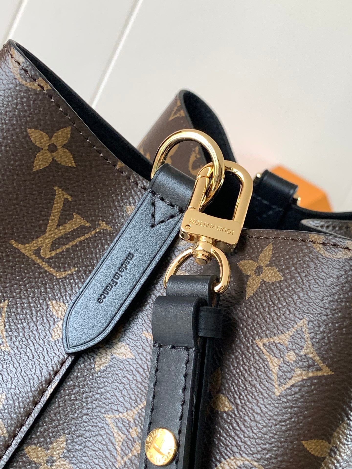 LV 26S GASTON BAG 26 IN BROWN MONOGRAM CANVAS STYLE 3