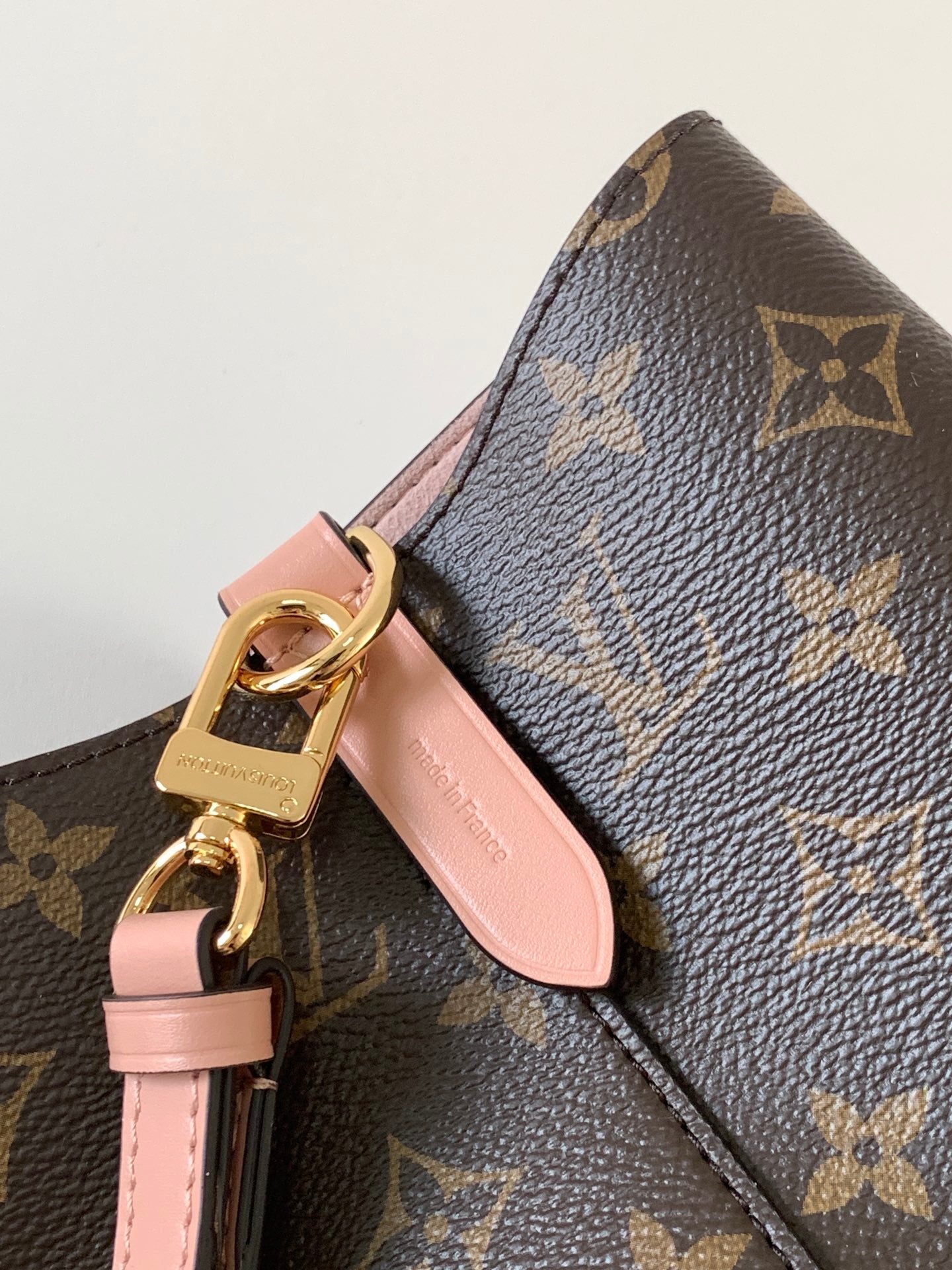 LV 26S GASTON BAG 26 IN BROWN MONOGRAM CANVAS STYLE 4